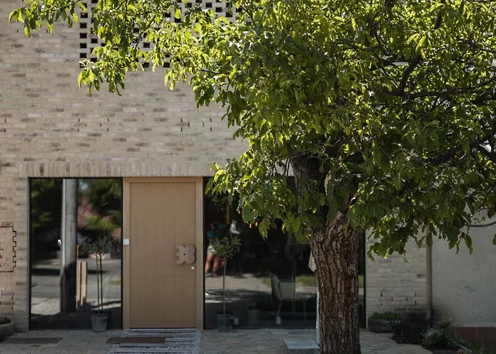 Aparthotel Sklep 38 4*